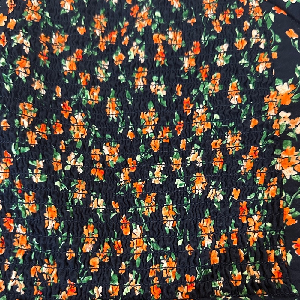 Old Navy Floral Puff Sleeve Blouse - Black and Orange - Picture 4 of 4